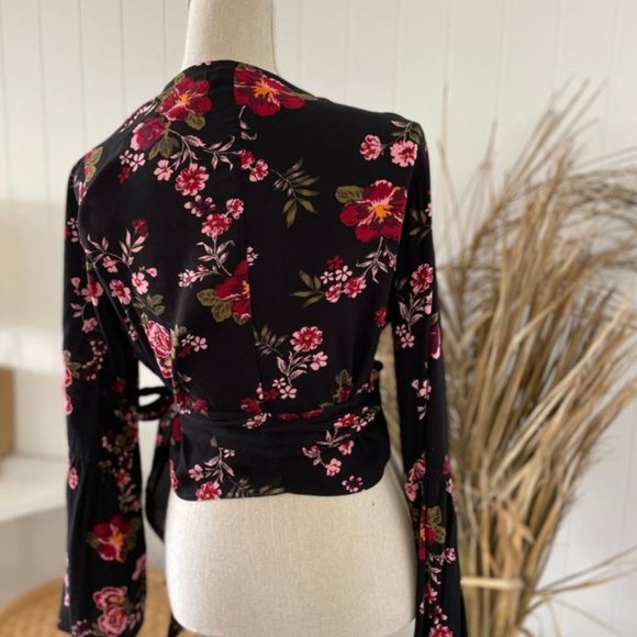 SMALL Cotton On Boho Floral Wrap Bell Long Sleeve - Picture 4 of 11